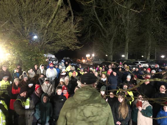 Local Councillor Shane Lee addresses a large crowd in the carpark of Racket Hall Hotel in Roscrea. Photo: D. Keegan