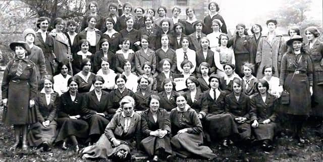 HUGE CONTRIBUTION Sixty of the Cumann na nGaedheal, Cumann na mBan and Irish Citizen Army women who were in the Easter Rising. Many were held in Kilmainham and Mountjoy prisons. Pic: museum.ie