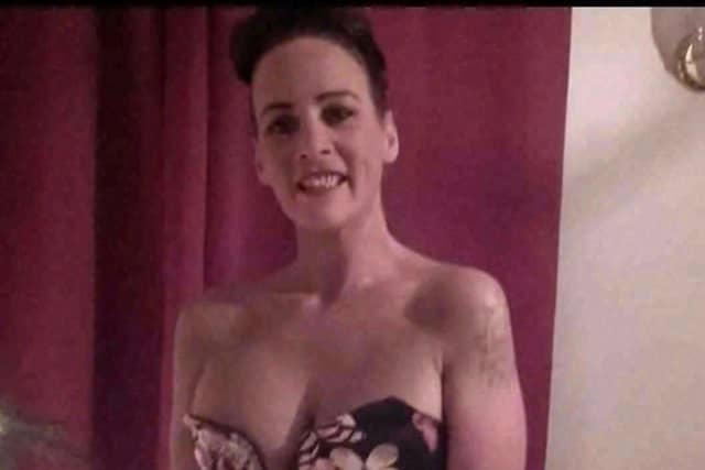 Samantha was the loving mother of three sons who she heartbreakingly leaves behind