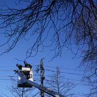 ESB crews battling treacherous conditions to restore power to Mayo homes after Storm Boelo