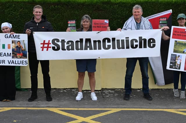 Mayo Branch of the Ireland-Palestine Solidarity Campaign staged a protest outside Saturday evening’s FAI National League game between Mayo FC and TU Dublin.