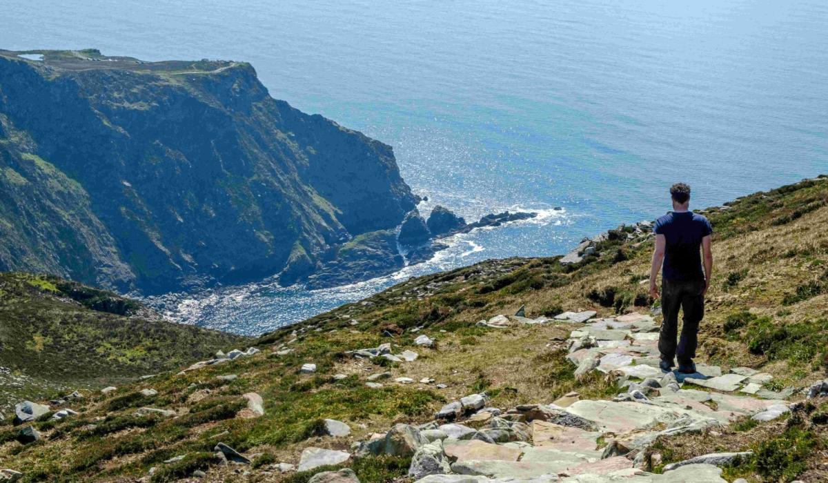  Stunning Mayo cliffs explored in new TG4 series Aillte