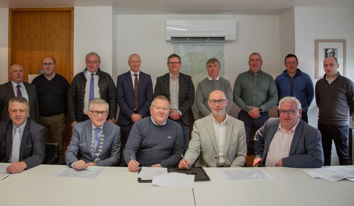 Contract signed for €2.1 million upgrade of Mayo road