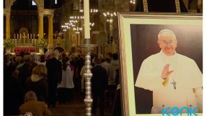 Pope Francis&rsquo;s body goes on public display as mourners gather ahead of funeral on Saturday
