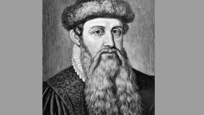 Gutenberg or Zuckerberg? 