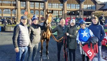Major shock as horse part-owned by Mayo GAA coach wins at odds of 40/1