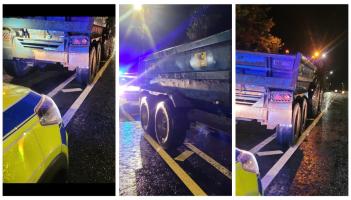 Mayo Garda&iacute; fine driver of agricultural vehicle with no lights