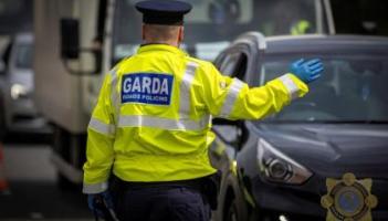 Garda&iacute; at scene of two-car collision in Mayo town