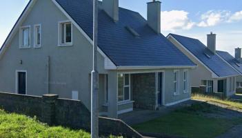 An Coimisi&uacute;n Plean&aacute;la grant permission to turn Belmullet houses into townhouses