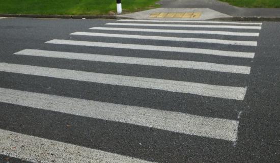 Fears of fatalities at pedestrian crossing in busy Mayo town