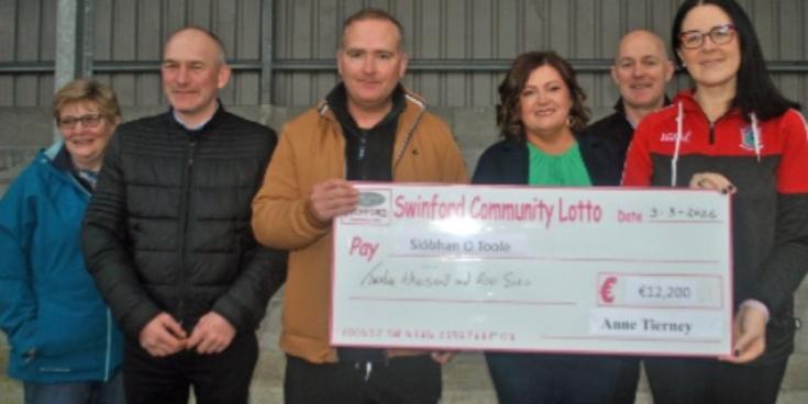 Mayo woman handed cheque after scooping big local lotto prize