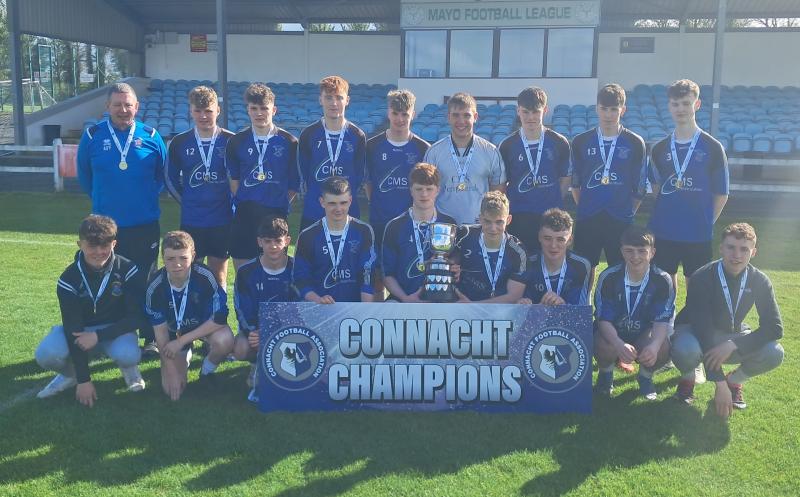 Super Smith secures treble delight