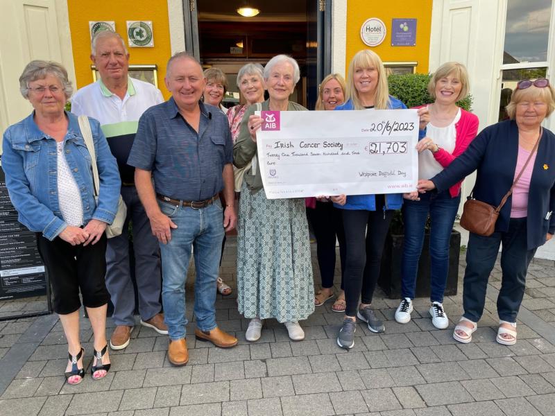 IMAO_110723_Cancer cheque