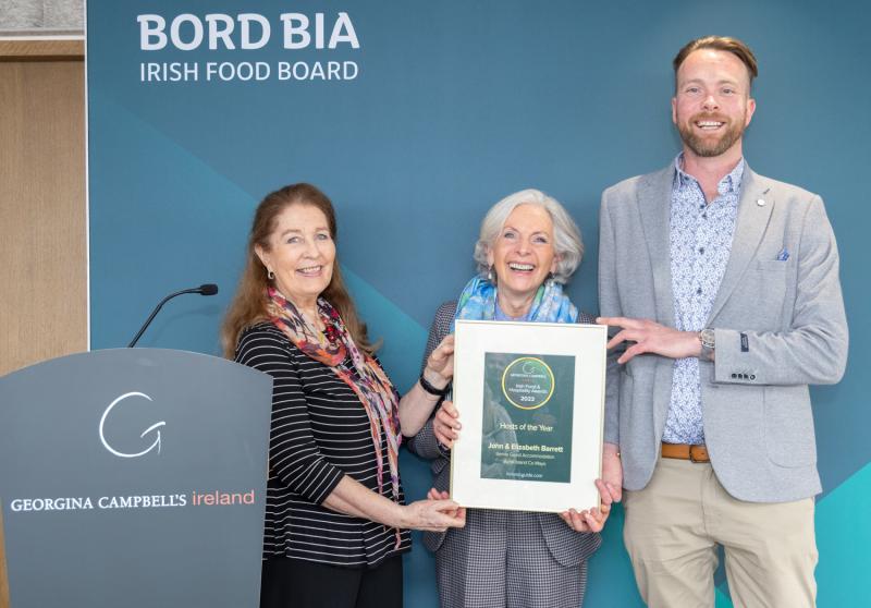 The Bervie in Achill collect Georgina Campbell Host of the Year award