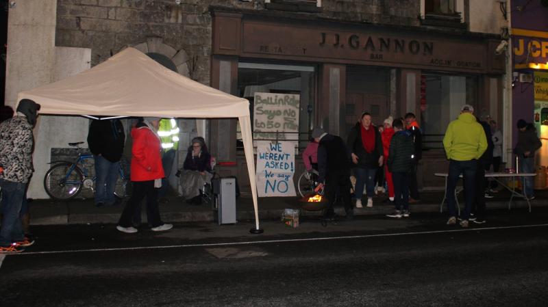 Ballinrobe hotel proposed for international protection applicants blockaded overnight