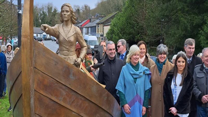 Grace O'Malley statue in Newport