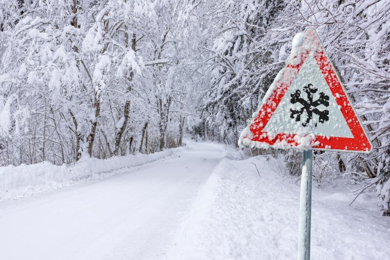 Schools could close amid snow and ice forecast as Ireland is hit by Arctic blast