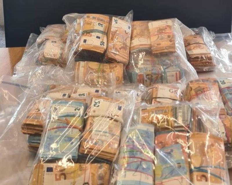 Woman arrested as garda&iacute; seize almost half a million euros in cash
