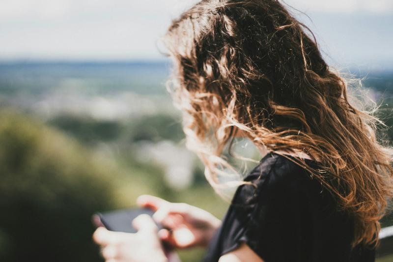 RTÉ investigation into TikTok shows Irish teens being shown videos depicting self-harm and suicide 