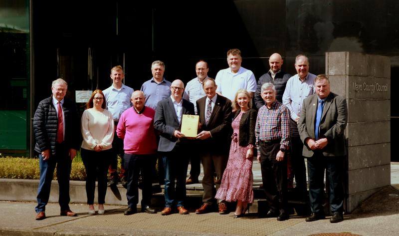 ‘Total gentleman’ John Cribbin attends last area meeting as a county councillor