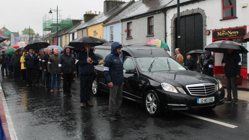 Long-serving Mayo News employee Padraic Geraghty laid to rest