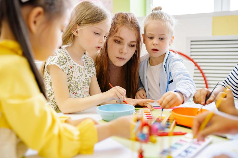 A new nationwide maximum fee cap for early learning and childcare services has been welcomed