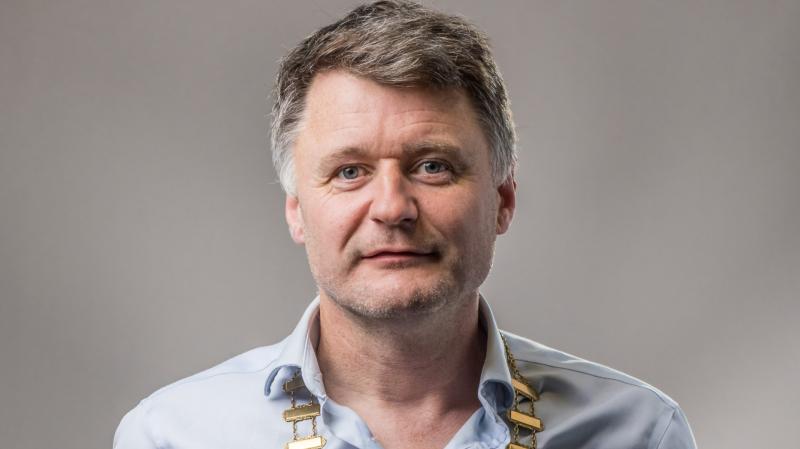 Mayo councillor Jarlath Munnelly calls for planning regulations on refugee centres to be revoked