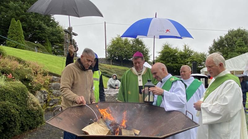 Three generations of Mayo women receive symbolic flame of faith