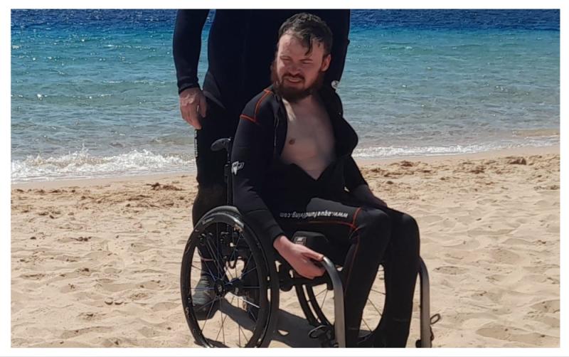 Castlebar charity shop calls for public to support Life With No Limits Campaign