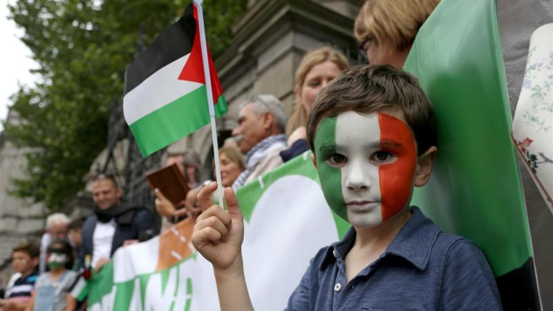 DE FACTO: Speaking out of both sides of its mouth 