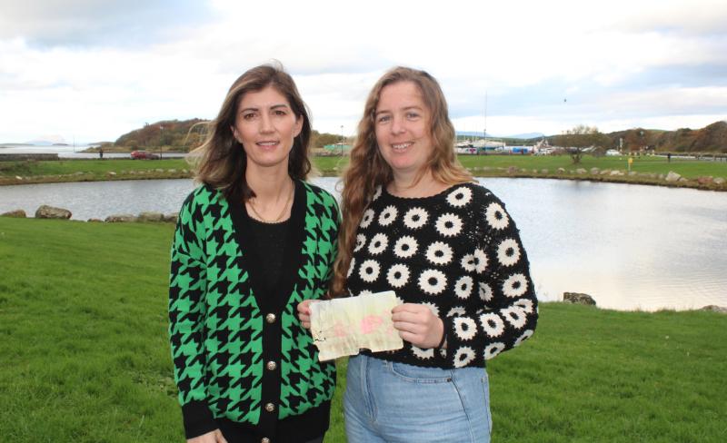 Canadian woman visits Westport after her message in a bottle is discovered on local beach