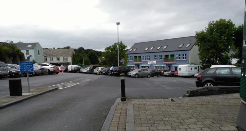 Mayo councillors reject council's Christmas parking proposals