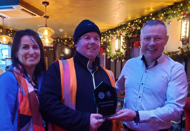 Two long serving staff members at popular Mayo pubs receive presentations