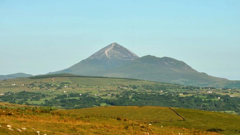 Emergency Services to climb Croagh Patrick in aid of Mayo charity while remembering Mayo man