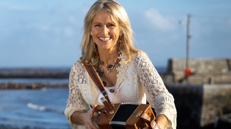 Sharon Shannon to officially open Mayo music summer school
