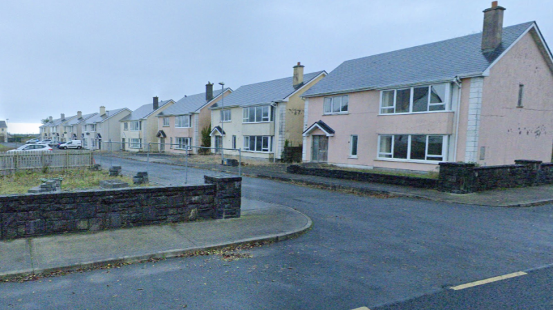 Relief for those living in unfinished Mayo estate as report submitted