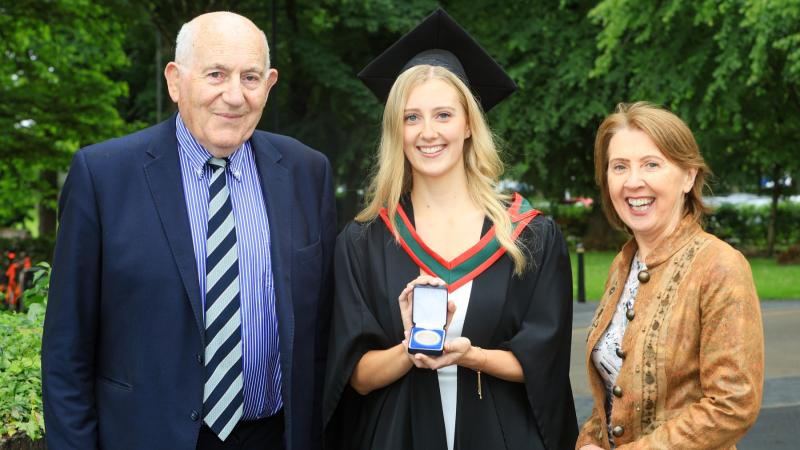 Mayo graduate awarded inaugural Dr Catherine Molloy Gold Medal in Clinical Excellence