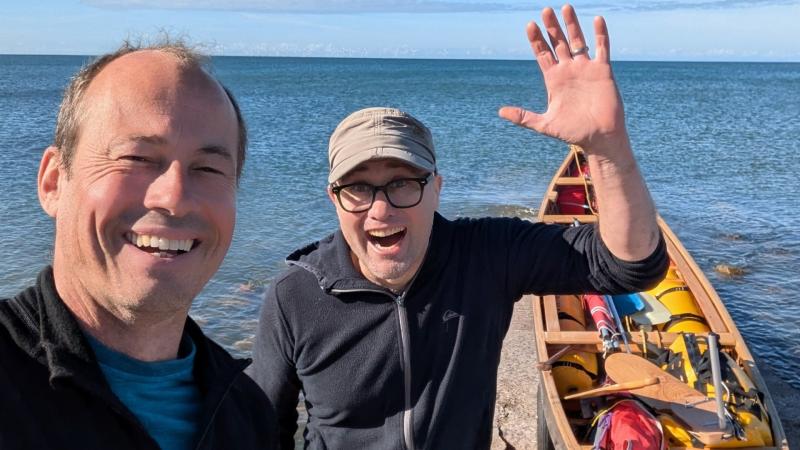 Charity canoers paddling around Ireland spotted off Mayo coast