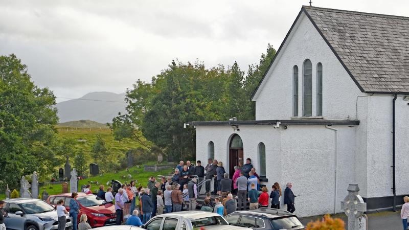 Hundreds pray for safe release of Mayo’s Gena Heraty at special Mass