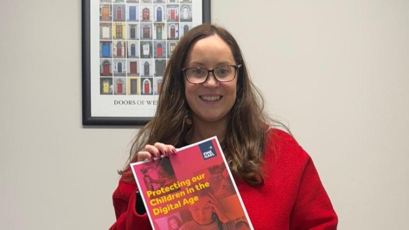 Mayo TD advises that parents follow safety advice in regard to digital screens