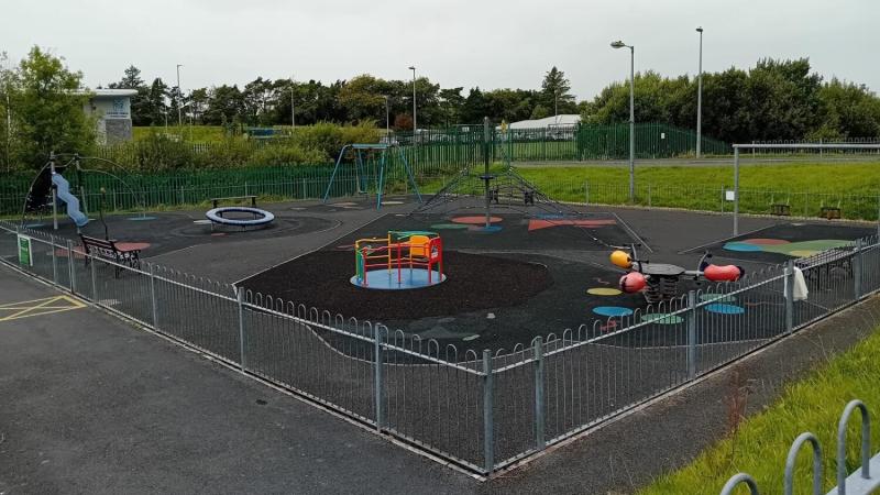 No more weather woes as West Mayo playground set to get roof
