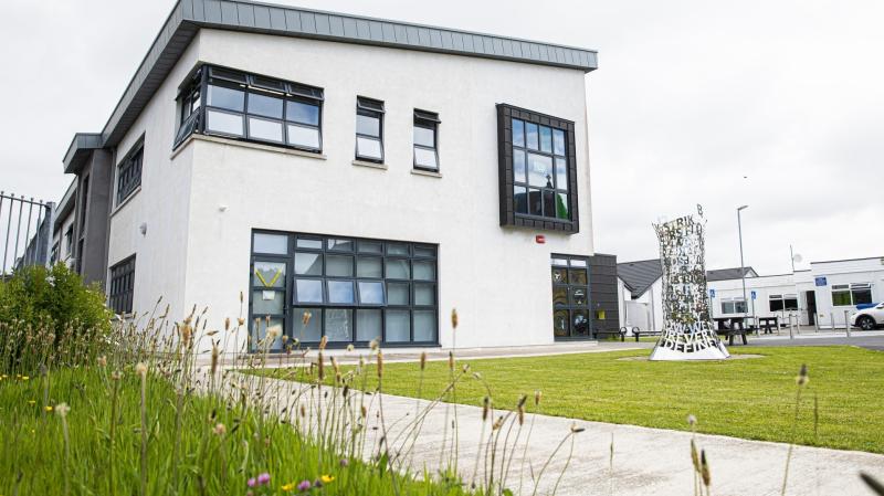 Mayo school principal 'devastated' at Minister's exclusion from building list