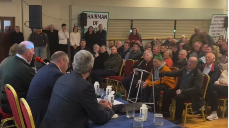 Hundreds of farmers back call for new Bord Bia chair at crowded Mayo meeting