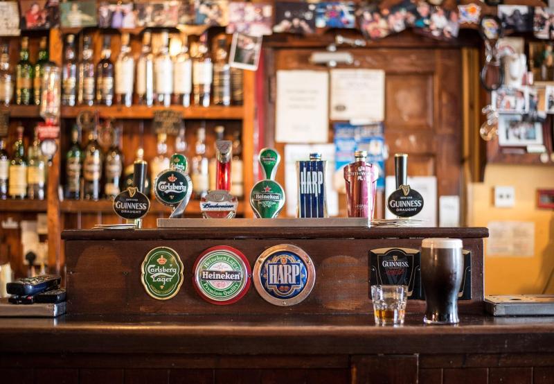 'No delivery, no beer': Pub owners fear running out of alcohol due to fuel protests preventing deliveries