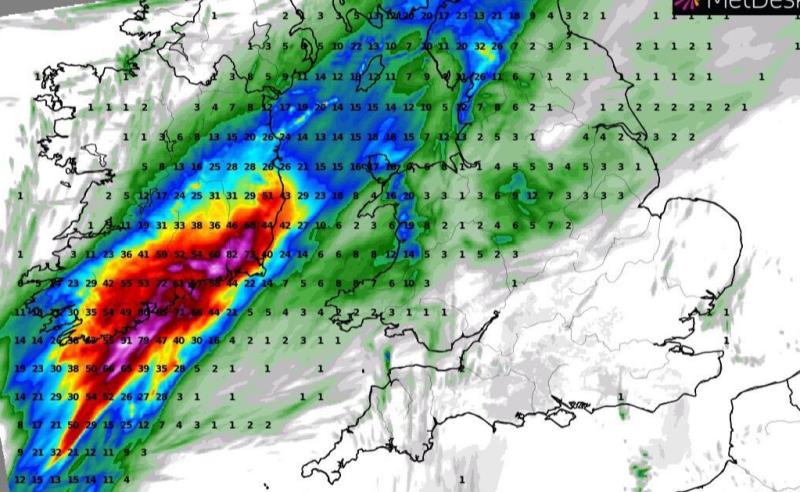 'Worrying' Ireland weather update amid warnings - one county upgraded to status orange