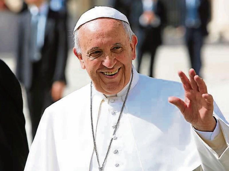 Mayo woman recalls meeting Pope Francis while in Rome for her wedding anniversary