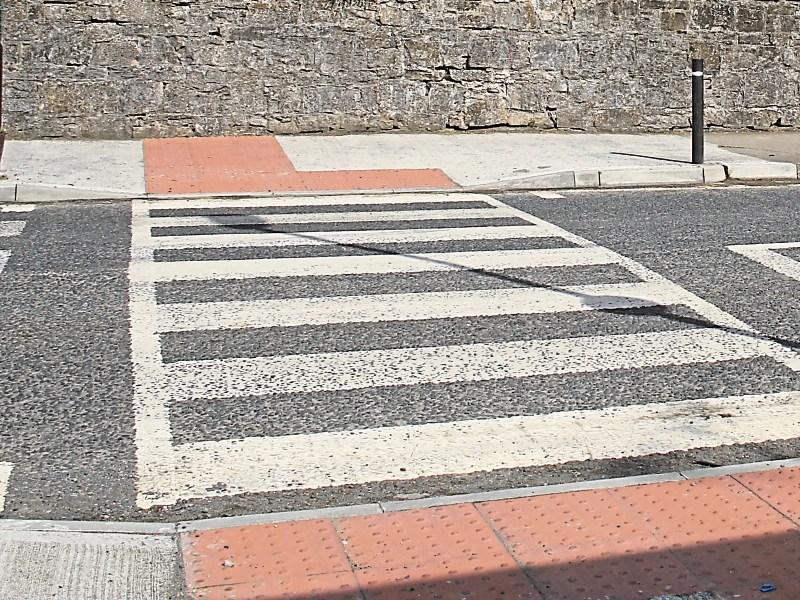 Pedestrian crossing 
