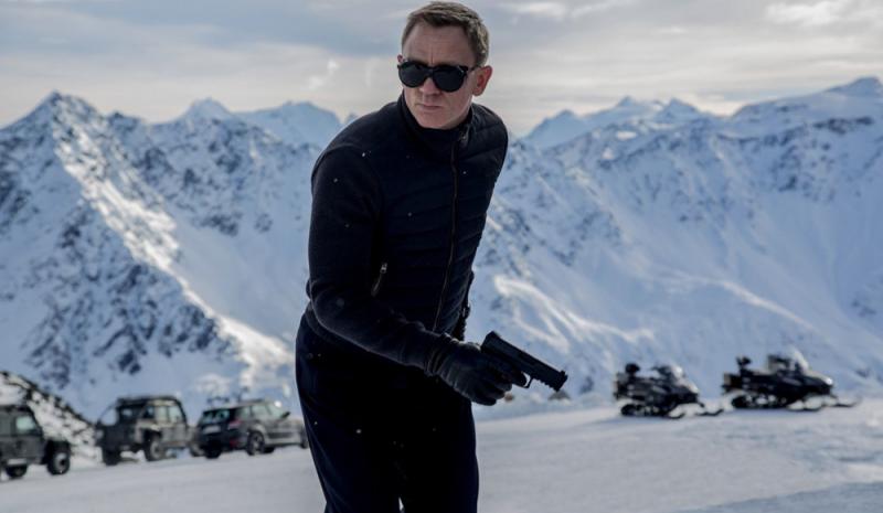 FILM REVIEW Spectre