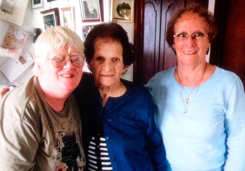 Doocastle centenarian serenaded by friends