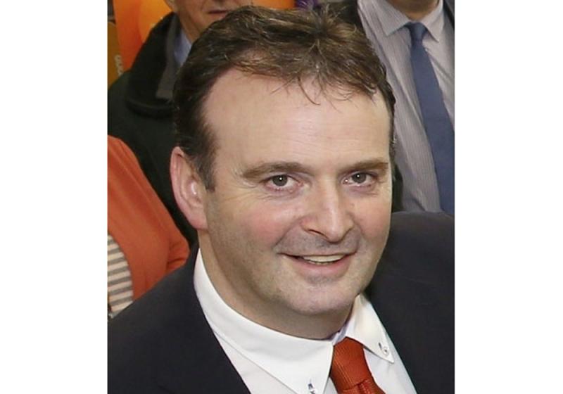 Councillor in hot water over pool motion 
